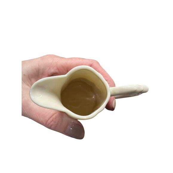 Vintage Elegant L Godinger & Co. small 6” Pitcher Syrup/Cream Ivory White EPC - Picture 7 of 7